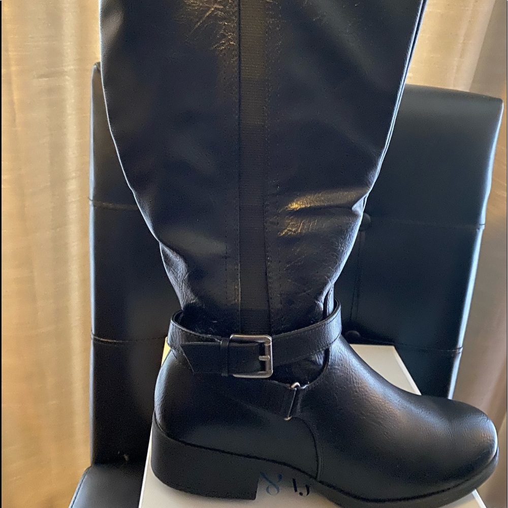 NEW!!!!Wide calf boots